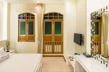 Hotel O'nya Phuket